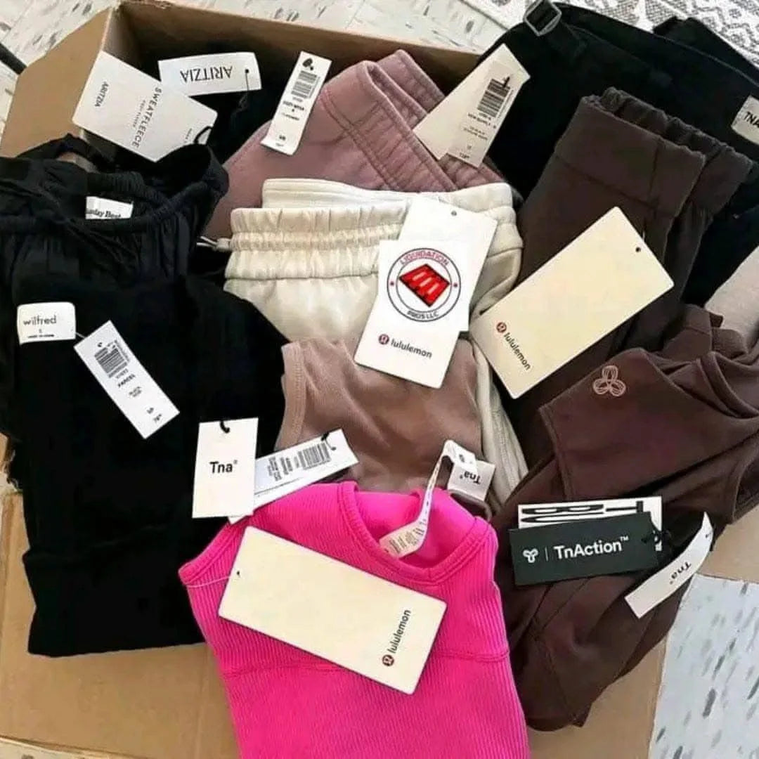 lululemon pallets  for sale image 0