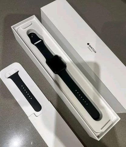 Wholesale Apple Series 8 Watches Pallets image 0